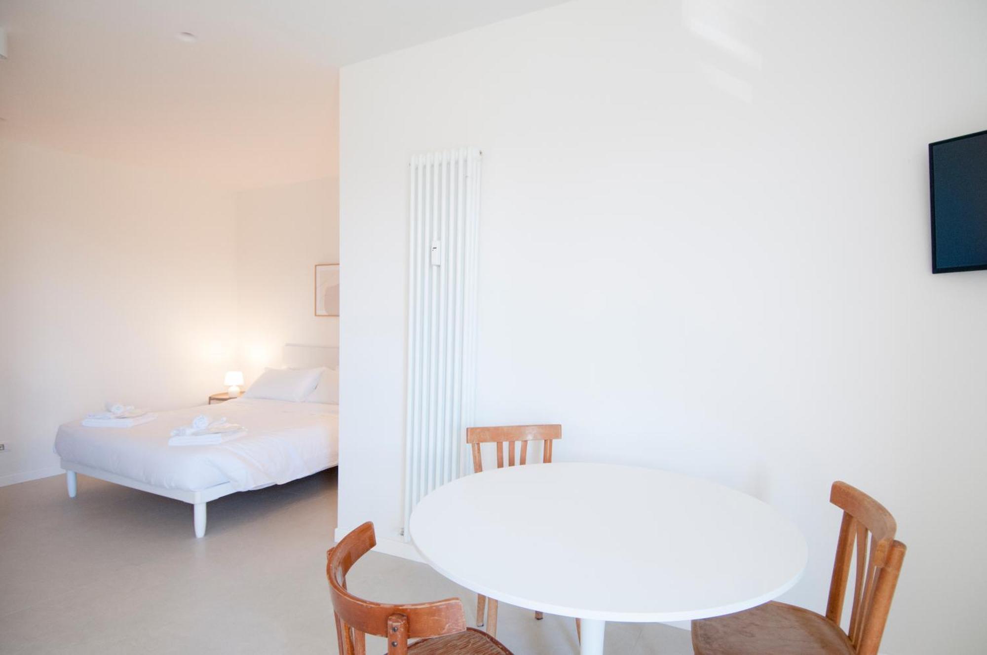 Zefiro - Saffi Design Apartments - Ambrogiohost Bologne Extérieur photo